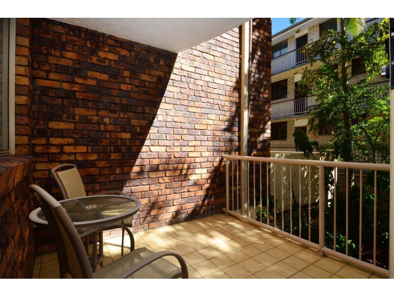 9/7 First Avenue, Burleigh Heads QLD 4220