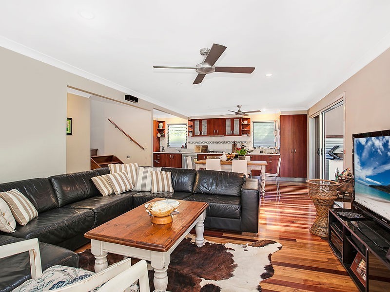 25 Tawarri Cr, Burleigh Heads QLD 4220