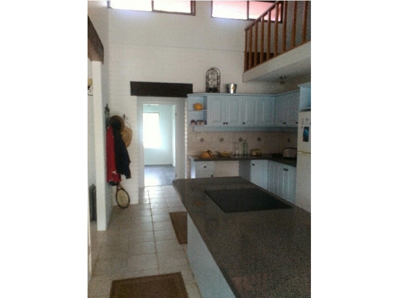 1 Parakeet Place, Burleigh Waters QLD 4220