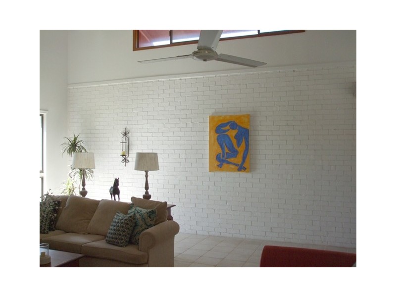 1 Parakeet Place, Burleigh Waters QLD 4220
