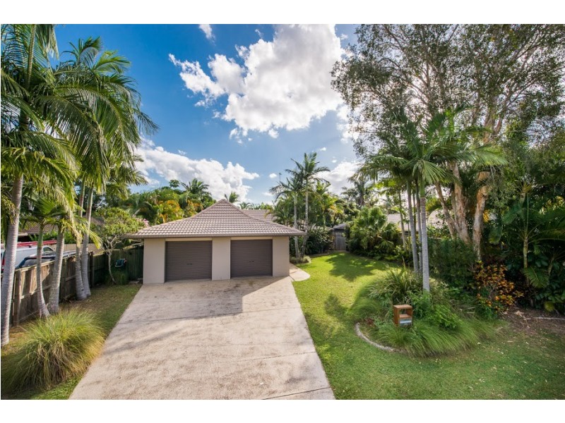 45 Rawlinna Drive, Mermaid Waters QLD 4218