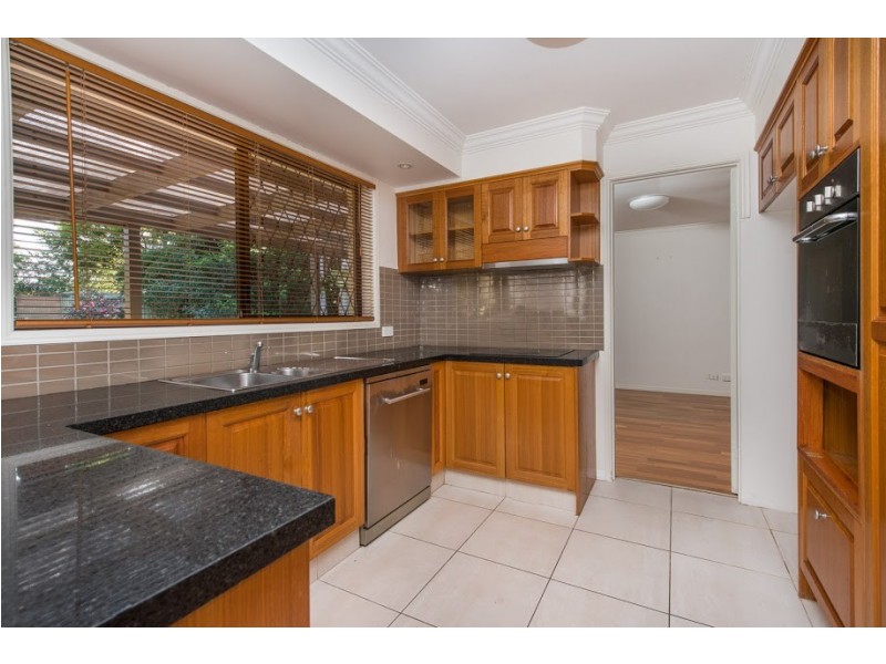 45 Rawlinna Drive, Mermaid Waters QLD 4218