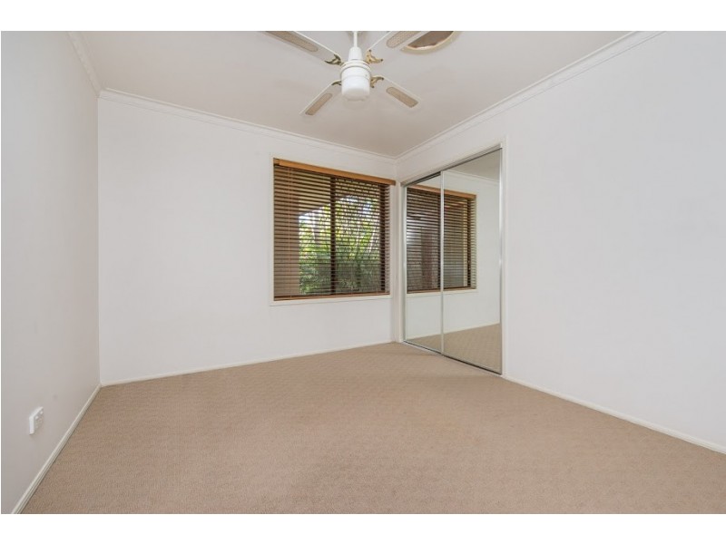 45 Rawlinna Drive, Mermaid Waters QLD 4218