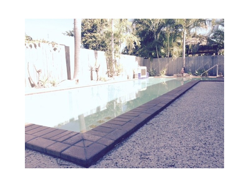 Burleigh Waters QLD 4220