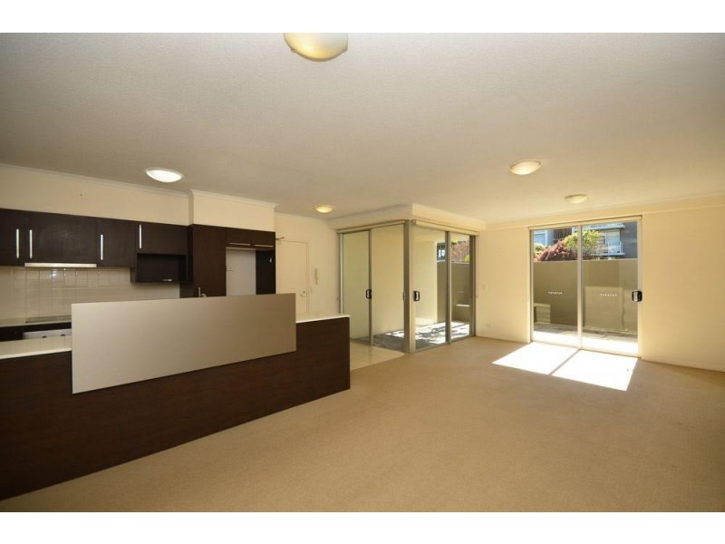 5104/12 Executive Drive, Burleigh Waters QLD 4220