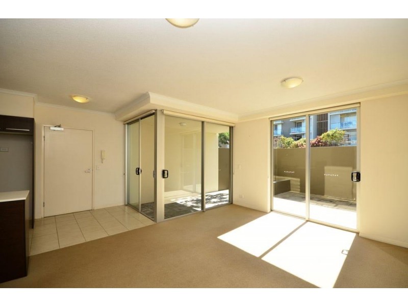 5104/12 Executive Drive, Burleigh Waters QLD 4220