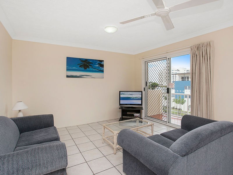 16/1 Tallebudgera Drive, Palm Beach QLD 4221
