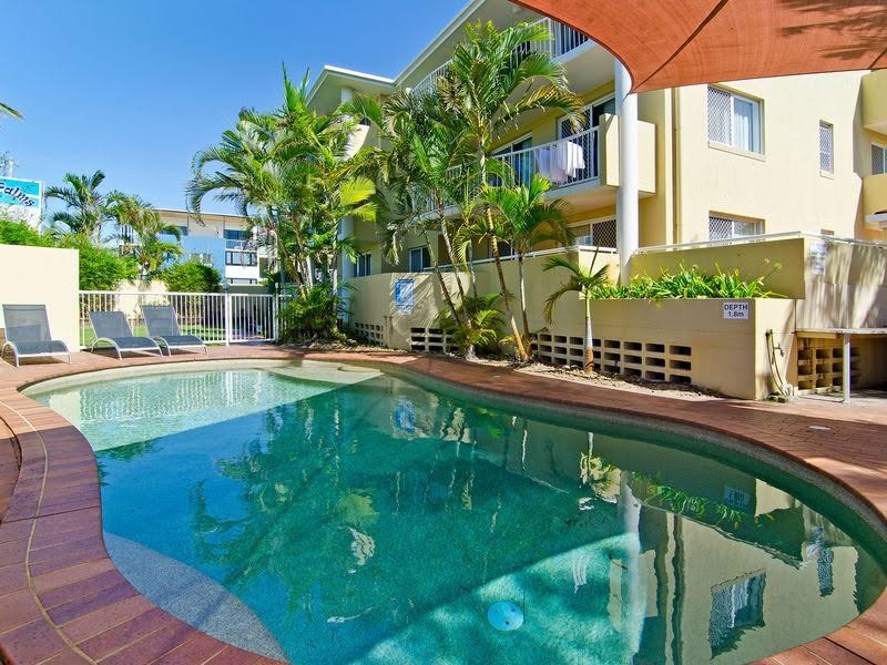 16/1 Tallebudgera Drive, Palm Beach QLD 4221