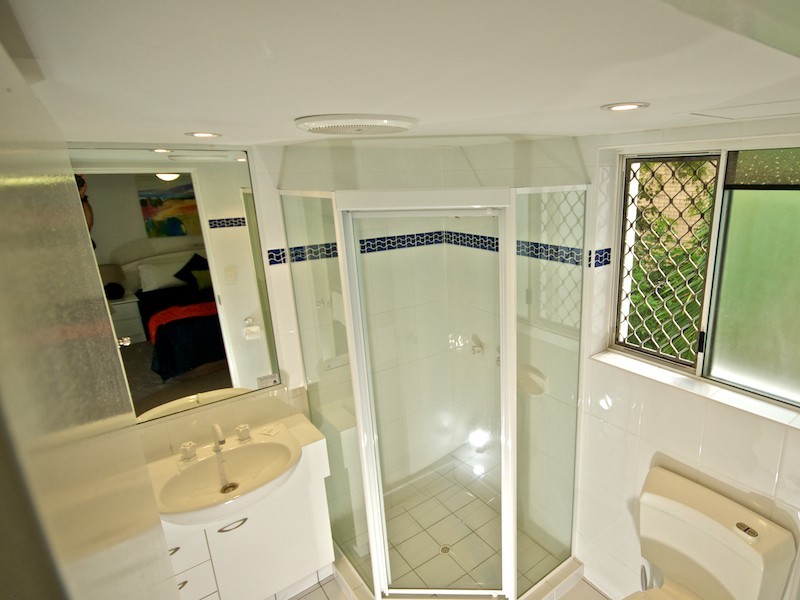 7/136 The Esplanade, Burleigh Heads QLD 4220