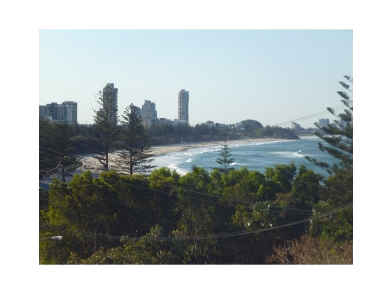 4/45 Hayle Street, Burleigh Heads QLD 4220