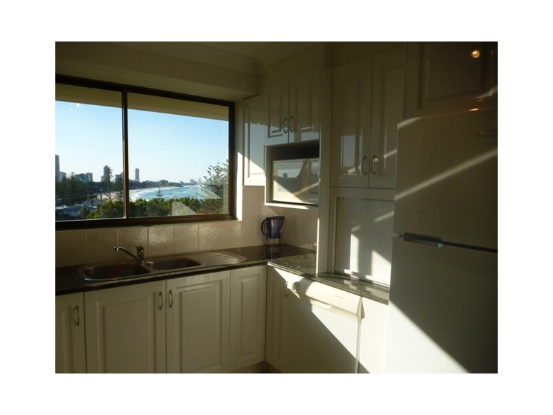 4/45 Hayle Street, Burleigh Heads QLD 4220