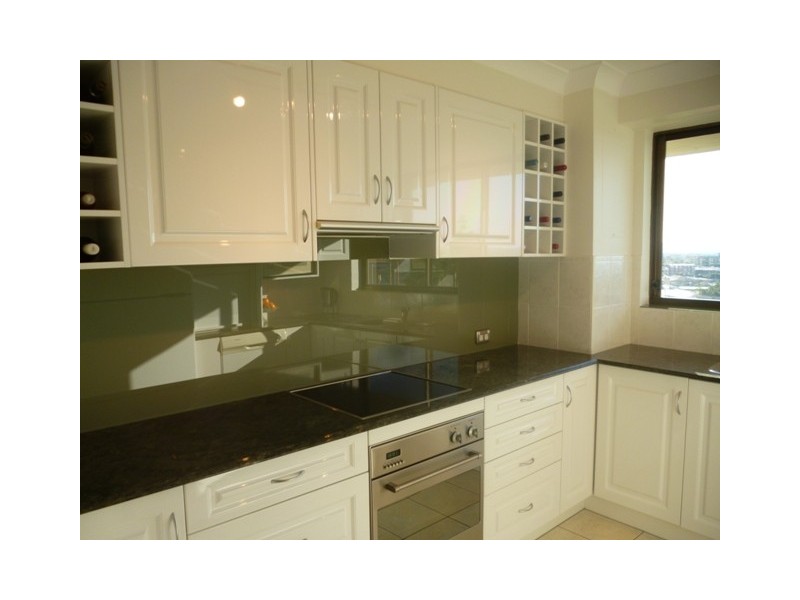 4/45 Hayle Street, Burleigh Heads QLD 4220