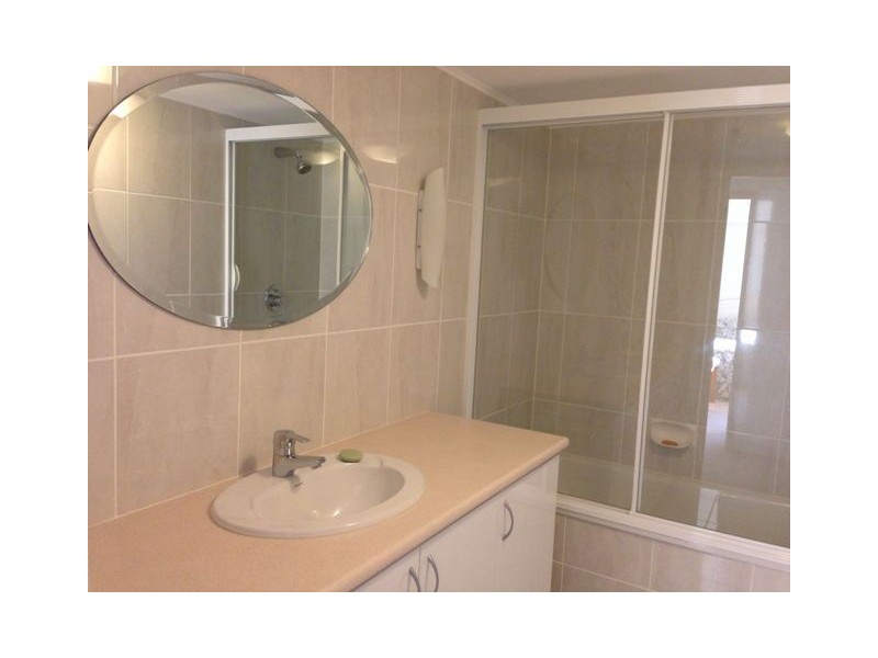 4/45 Hayle Street, Burleigh Heads QLD 4220