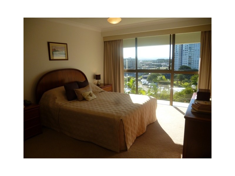 4/45 Hayle Street, Burleigh Heads QLD 4220