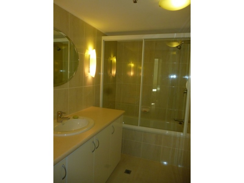 4/45 Hayle Street, Burleigh Heads QLD 4220