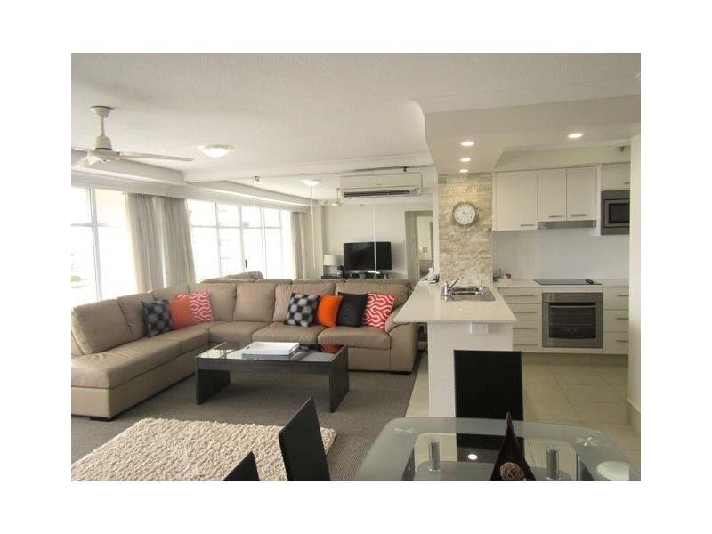 6B/3 Second Avenue, Burleigh Heads QLD 4220