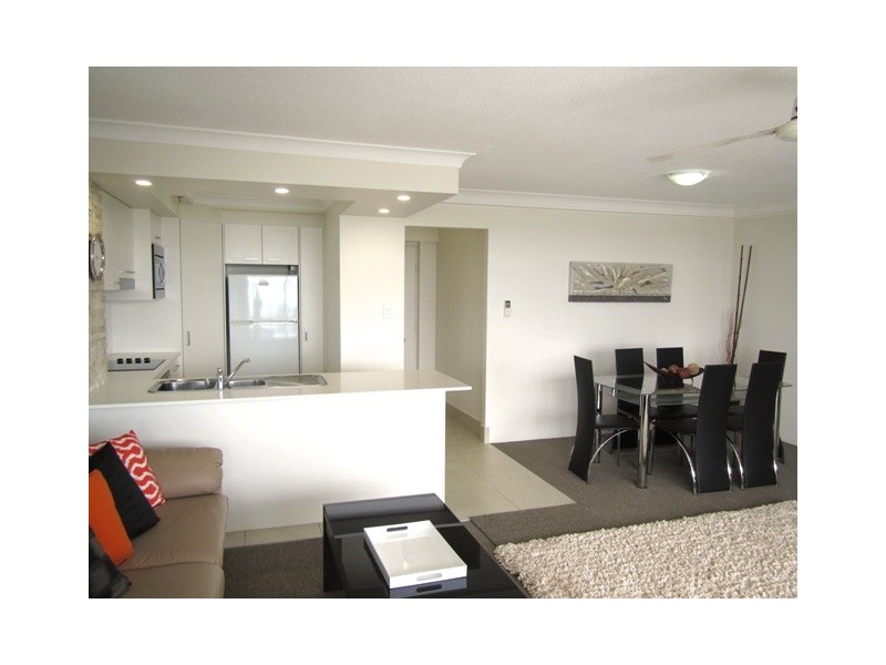 6B/3 Second Avenue, Burleigh Heads QLD 4220