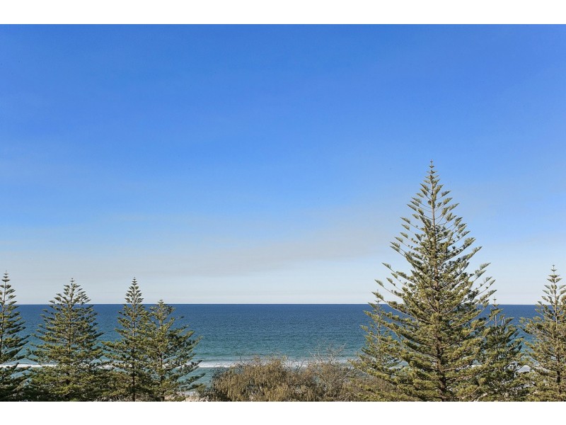 6B/3 Second Avenue, Burleigh Heads QLD 4220