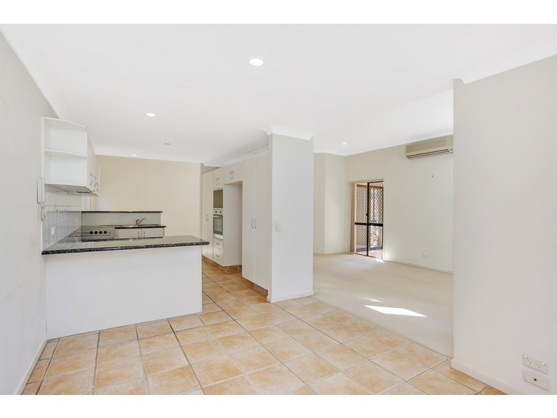 6/6 Burrabee Street, Burleigh Heads QLD 4220