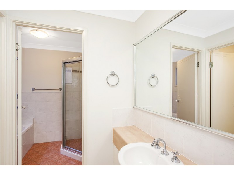 6/6 Burrabee Street, Burleigh Heads QLD 4220