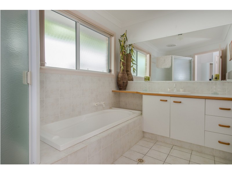 Highland Park QLD 4211