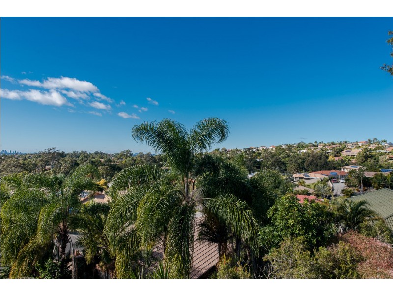 Highland Park QLD 4211