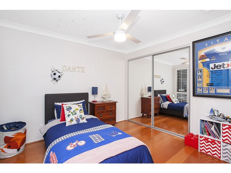 5 Alzino Place, Carrara QLD 4211