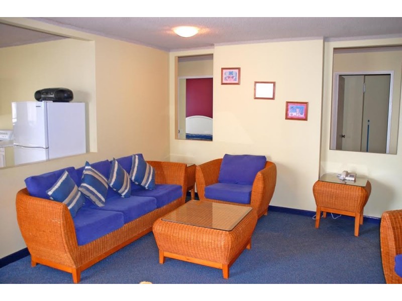 33/1941 Gold Coast Highway, Burleigh Heads QLD 4220