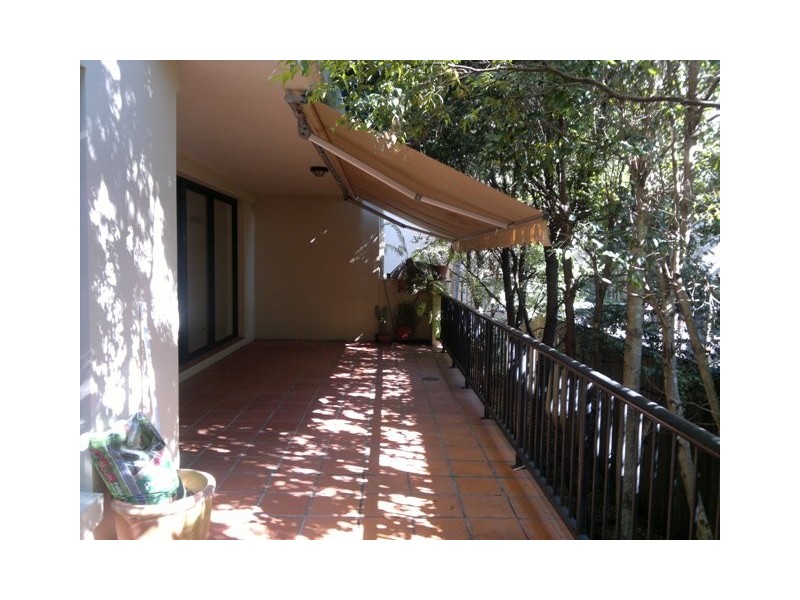 1/3 Ewart Street, Burleigh Heads QLD 4220