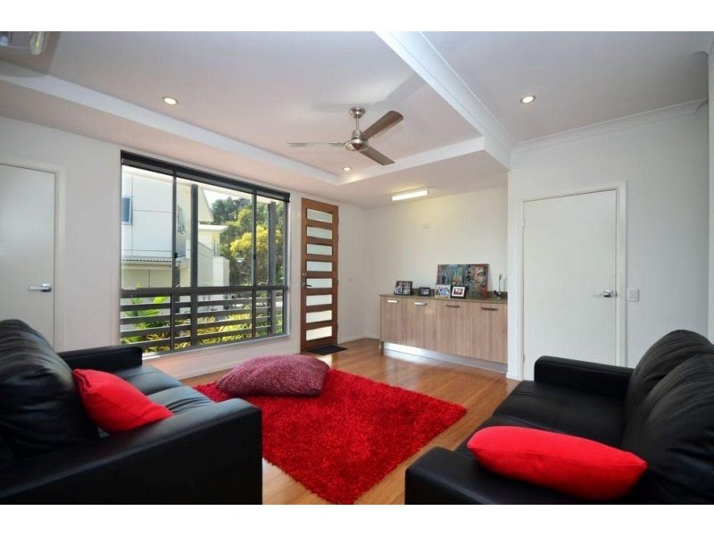 6/3 Mieke Court, Burleigh Heads QLD 4220