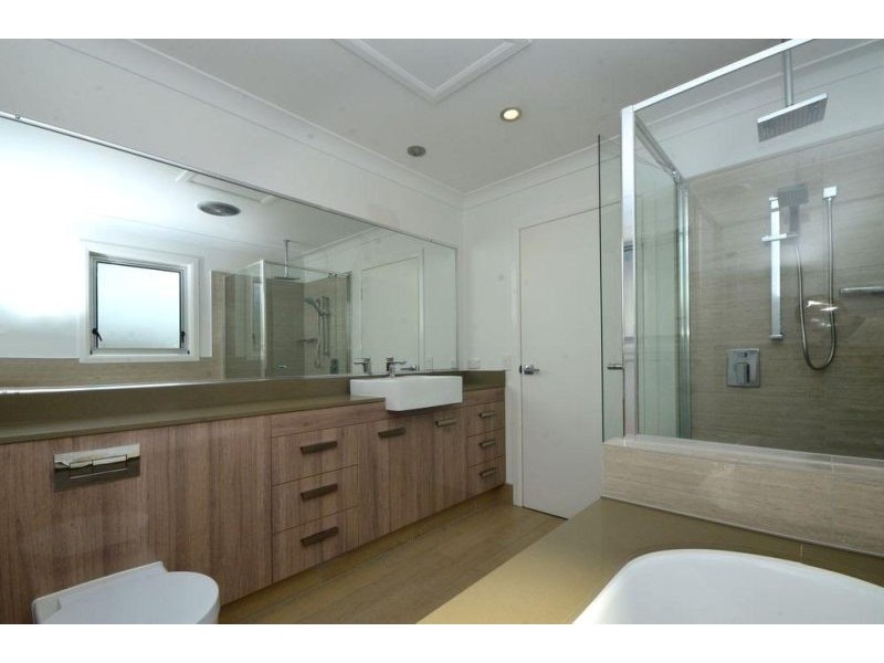 6/3 Mieke Court, Burleigh Heads QLD 4220