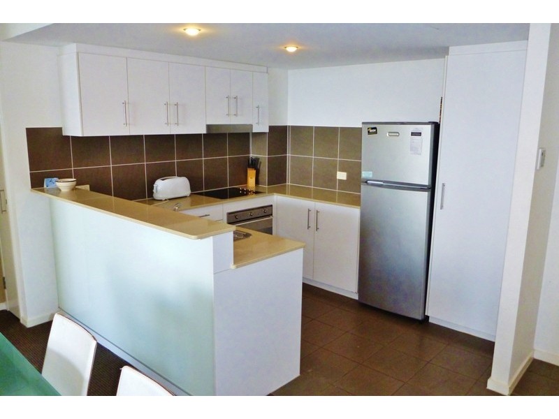 1043/1 Ocean Street, Burleigh Heads QLD 4220