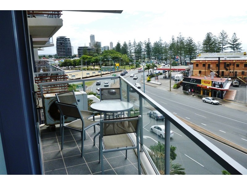 1043/1 Ocean Street, Burleigh Heads QLD 4220