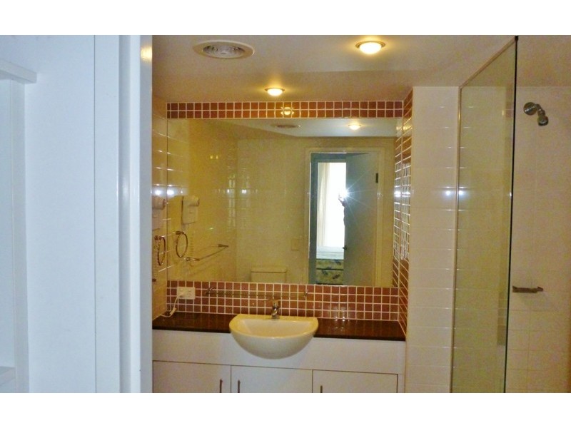 1043/1 Ocean Street, Burleigh Heads QLD 4220