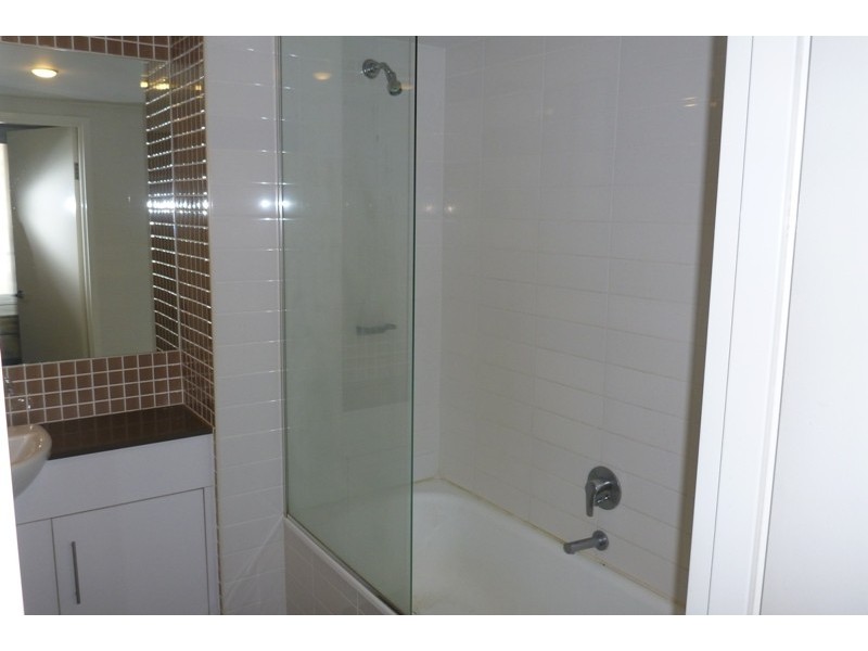 1043/1 Ocean Street, Burleigh Heads QLD 4220