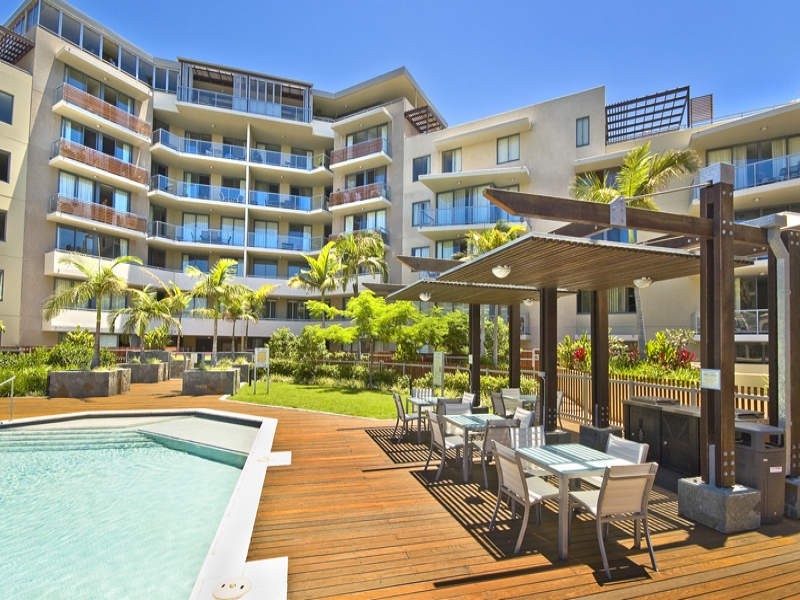 2059/1 Ocean Street, Burleigh Heads QLD 4220