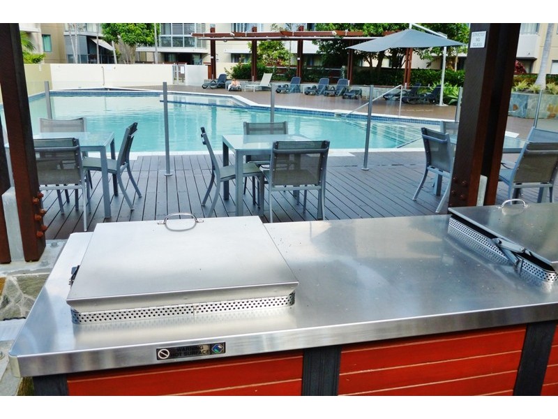 2059/1 Ocean Street, Burleigh Heads QLD 4220