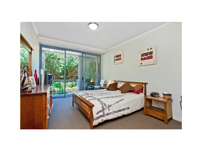 2081/1 Ocean Street, Burleigh Heads QLD 4220