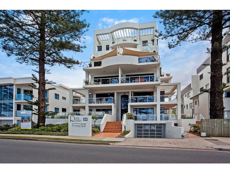 9/20 Marine Parade, Miami QLD 4220