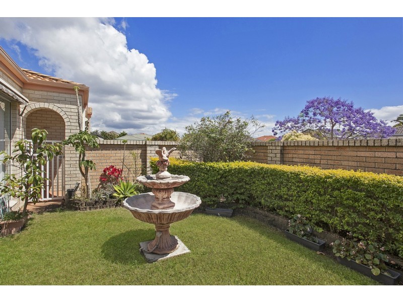 12 Dartmouth Court, Varsity Lakes QLD 4227