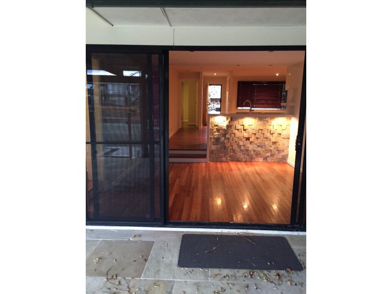 Broadbeach Waters QLD 4218