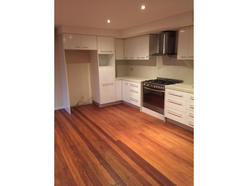 Broadbeach Waters QLD 4218