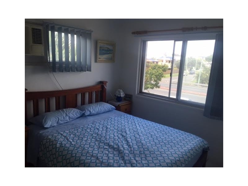10/1899 Gold Coast Highway, Burleigh Heads QLD 4220