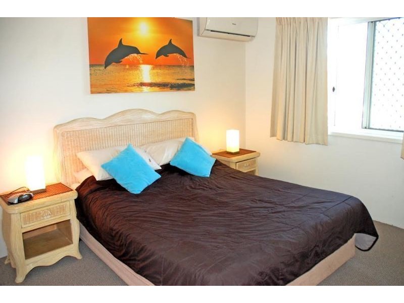 8/16 Djerral Avenue, Burleigh Heads QLD 4220