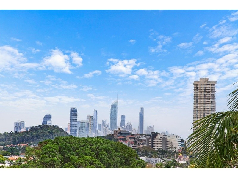 7/29 West Street, Burleigh Heads QLD 4220