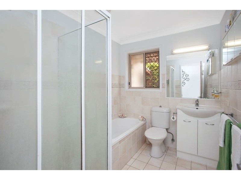 2/19 Cedar Court, Burleigh Heads QLD 4220