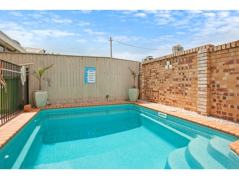 2/19 Cedar Court, Burleigh Heads QLD 4220