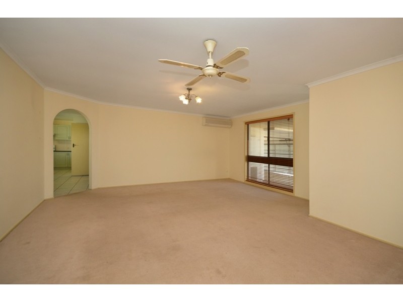 2 Emu Place, Burleigh Waters QLD 4220