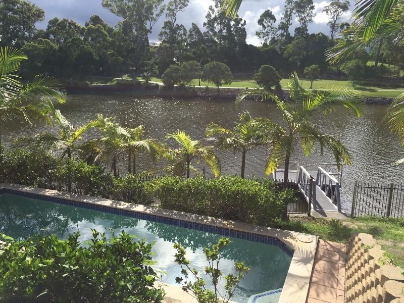 Varsity Lakes QLD 4227