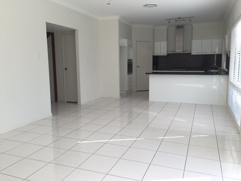 Varsity Lakes QLD 4227